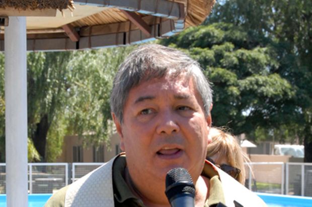 El padre Olguín bendijo las instalaciones.
