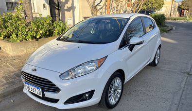 Ford fiesta titanium