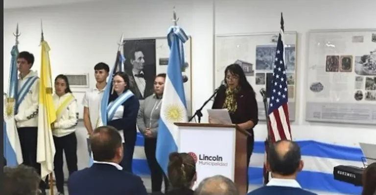 Homenaje a Abraham Lincoln en el 159° aniversario de su fallecimiento