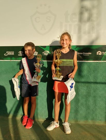 Danilo Dall Asta y Saira Martínez, subcampeón y campeona del certamen.