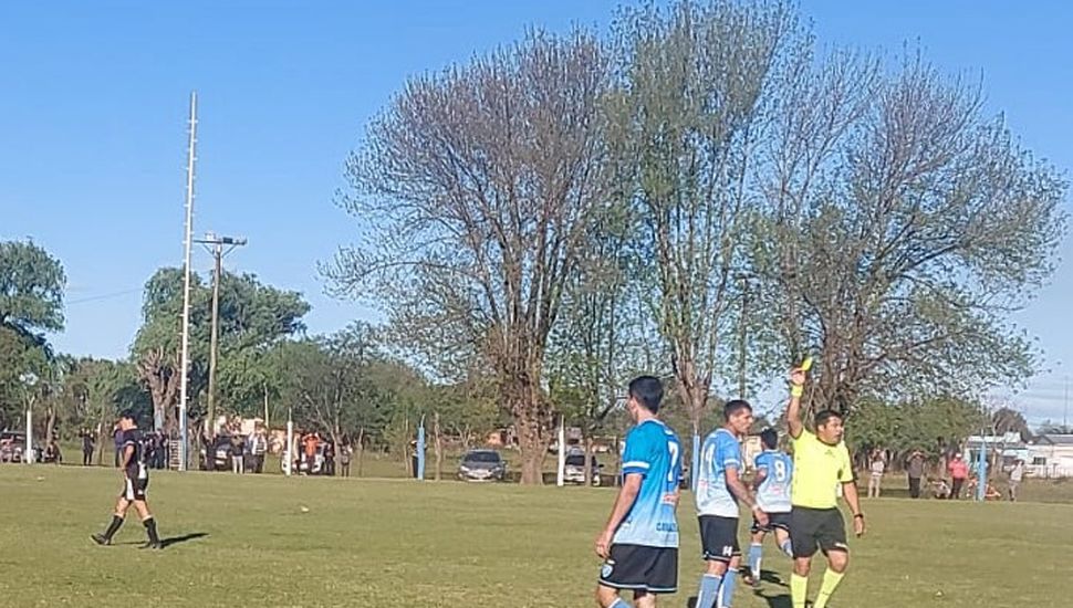 Defensa y Deportivo Baigorrita se enfrentaron en el distrito de General Viamonte.
