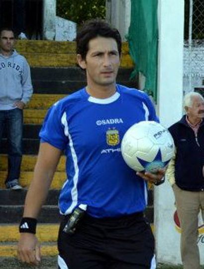 Juan Carlos Del Fueyo (33).