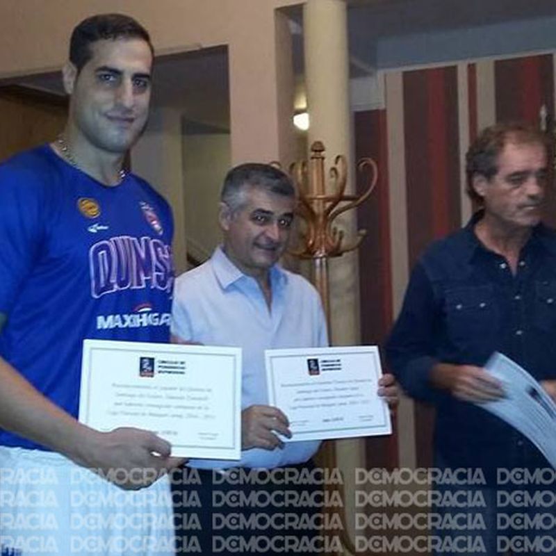 Entregaron distinciones a Damián Tintorelli, a Eduardo "Chiche" Jápez y a Silvio Santader'