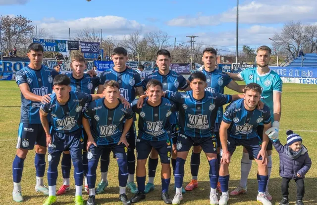El Linqueño no pudo romper el cero y empató frente a Gimnasia y Esgrima