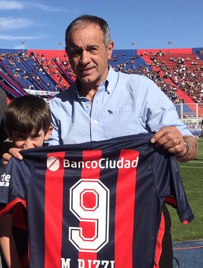 Aún cuando nunca salió campeón en ese equipo, Mario Rizzi es ídolo de San Lorenzo de Almagro.