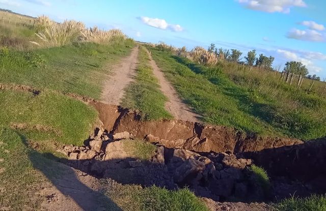 Puentes del distrito de General Viamonte fueron afectados por las últimas lluvias