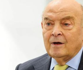 Ferreres dice que el dólar debería valer 1.600 pesos