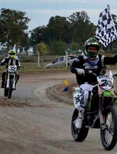 El juninense Gerónimo Castelli se ubica tercero en la categoría 250-450 c.c. Open.