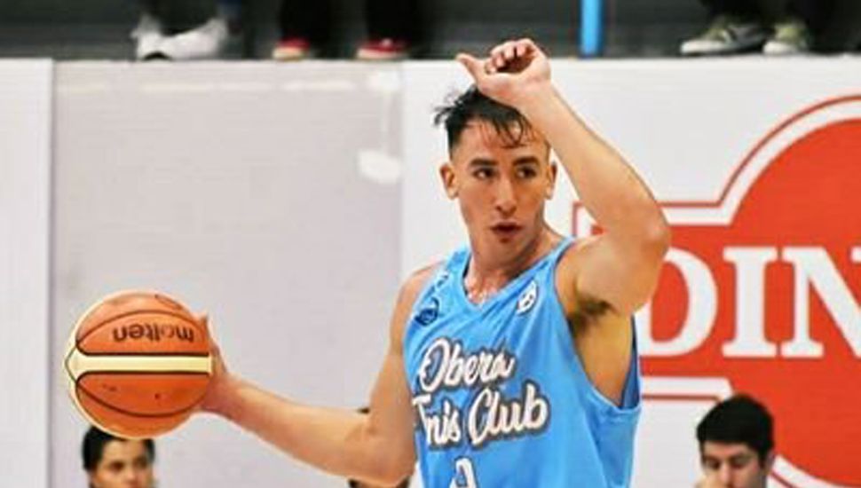 Emiliano Correa, cuando jugó en Oberá TC.