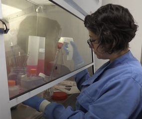La OMS y la UE avalan la vacuna de AstraZeneca tras el freno a su uso