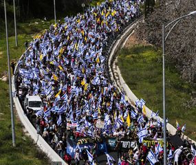 Masiva manifestación contra Netanyahu en Israel