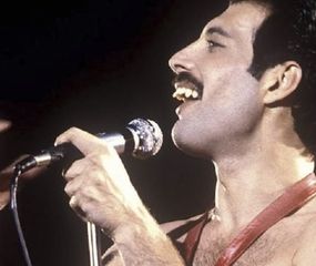 “A Freddie Mercury le encantaba el champán para desayunar”