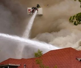Tiroteo e incendio en un complejo de departamentos en Miami