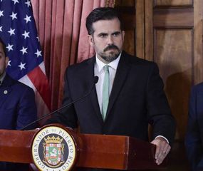 Pese a la tensión, Rosselló se niega a renunciar