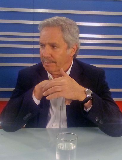 Felipe Solá, ex gobernador de la provincia de Buenos Aires y candidato a diputado nacional, en una entrevista en el programa Reporte Especial (TeleJunín).