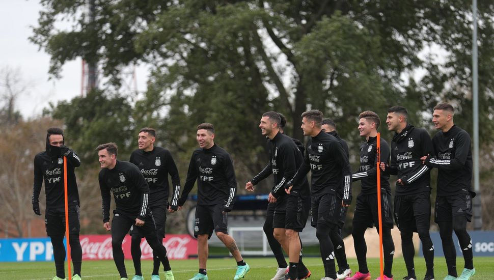 La Selección volvió a Ezeiza a entrenar para el partido de cuartos de final frente a Ecuador.