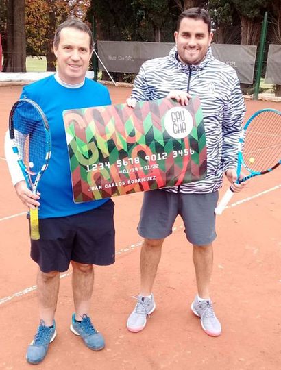 Fernando Basilio y Gonzalo Altamirano (derecha), ganador en cuarta.