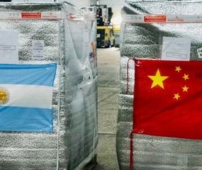 ¿La dolarización depende de un acuerdo con China?