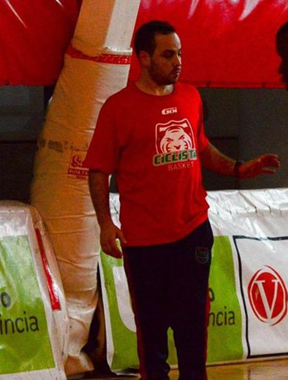 Manuel Jápez podría continuar como director técnico en el próximo Torneo Federal.