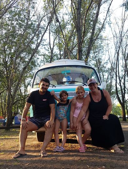 Cristian Mignacco, Gisela Gralatto y sus hijas Jazmín y Zoe son los aventureros a los que les gusta viajar en La Toli.