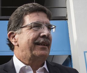 Sileoni: "Seguimos trabajando muy fuerte para resolver los problemas en 350 escuelas"