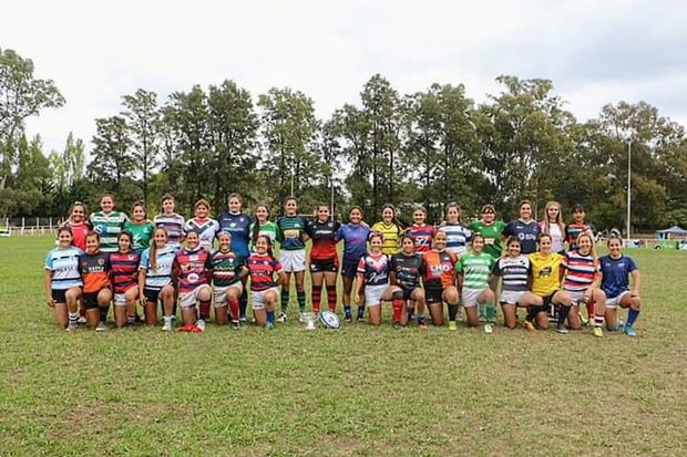 La foto de las 32 capitanas del certamen organizado por UROBA y UAR.
¡