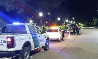 Imagen representativa: Megacausa por extorsión: tres de los policías detenidos tienen fuertes vínculos con …
