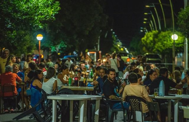 Se realizó el Paseo Gastronómico y Cultural en L.N. Alem