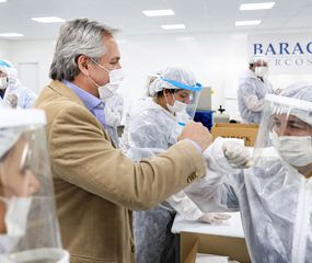Fernández pidió "no bajar los brazos"