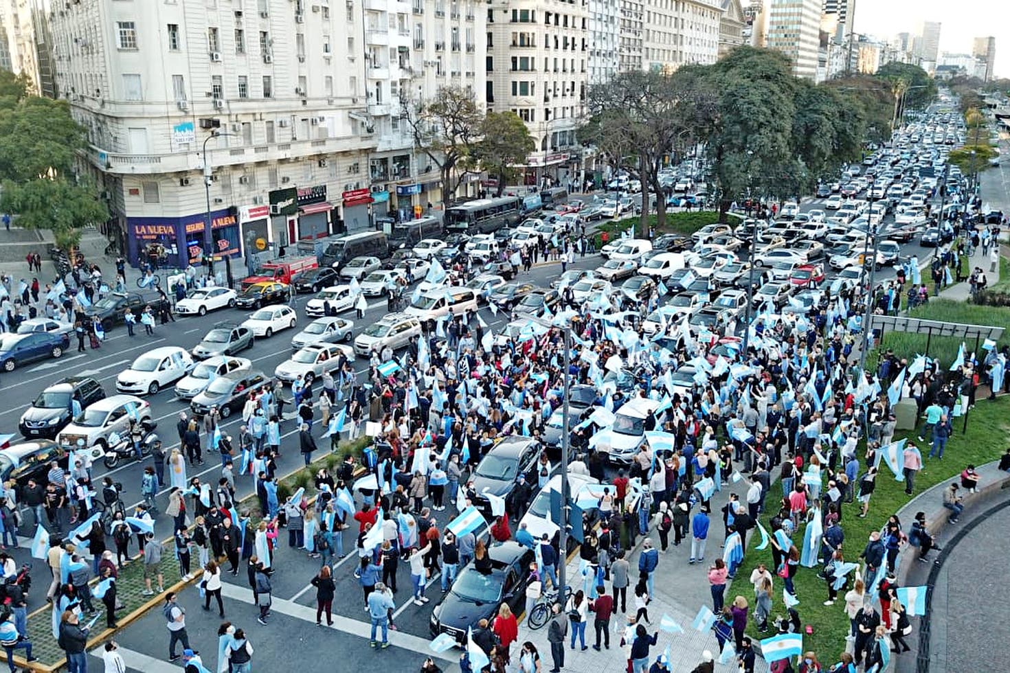 banderazo contra gobierno 