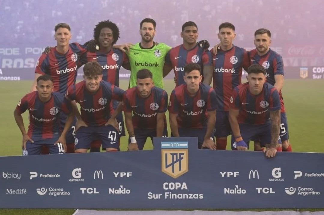 San Lorenzo y Defensa juegan por un lugar en la final