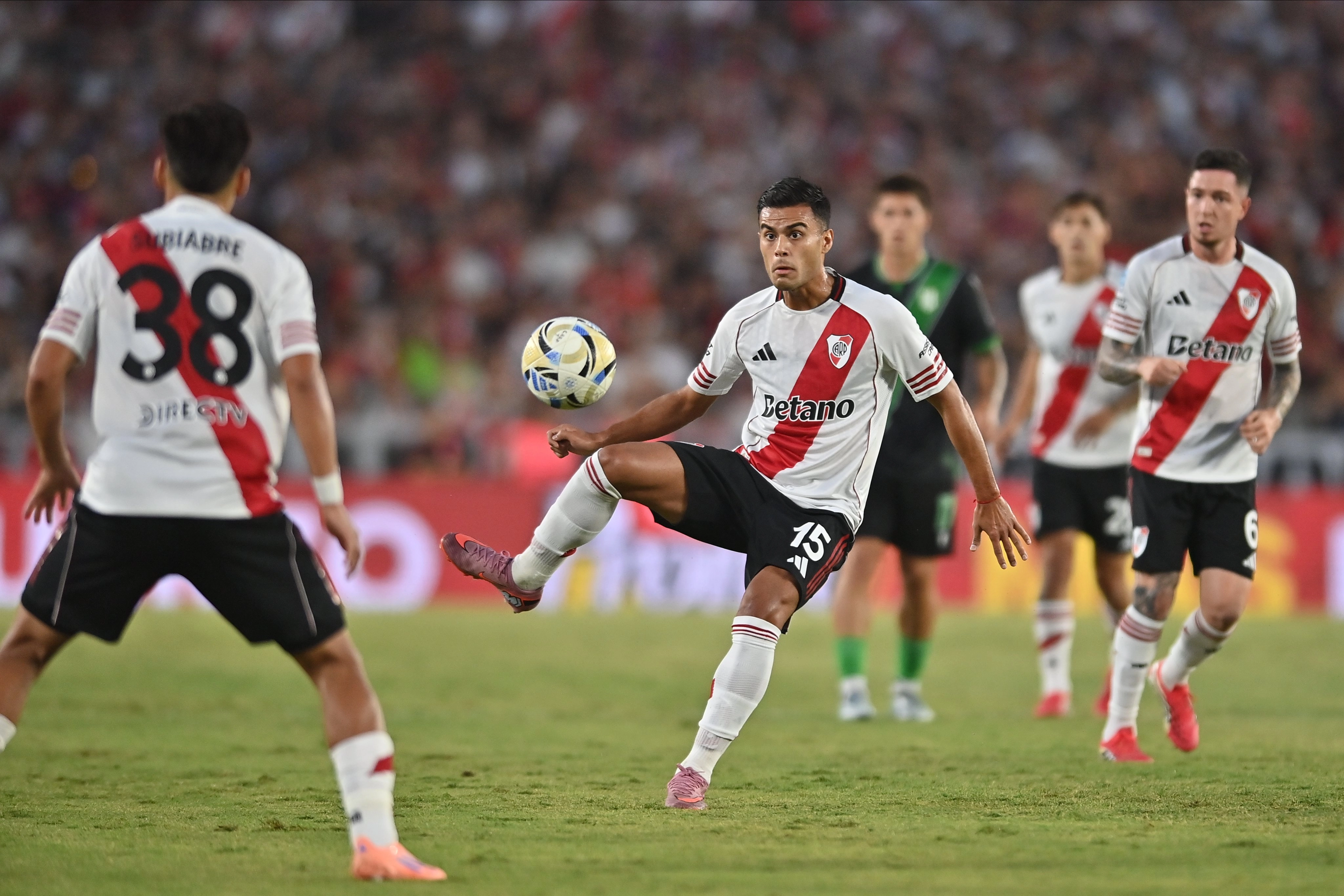 River derrotó a Banfield por 3-1 en la despedida de Gallardo