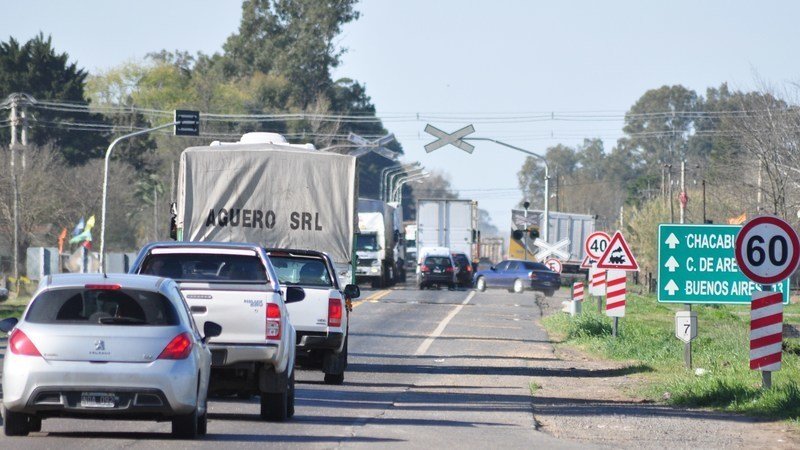 El Gobierno avanza con su agenda de privatizaciones • Diario Democracia