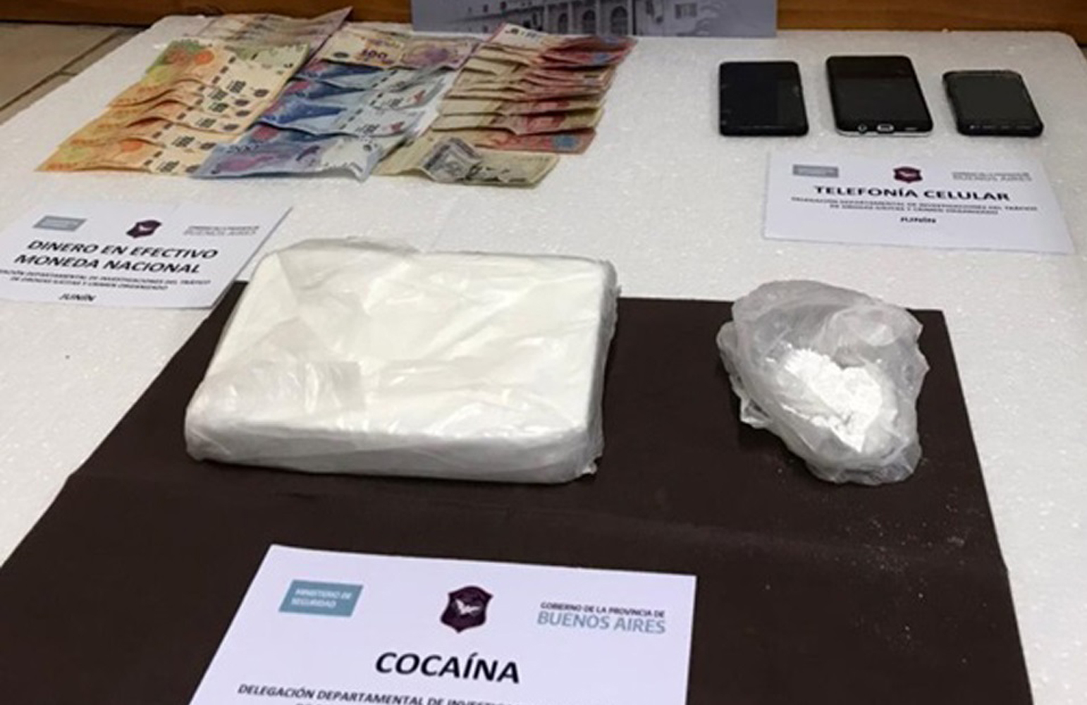 Incautaron 2 kilos de cocaína en un control en Ruta 7 • Diario Democracia