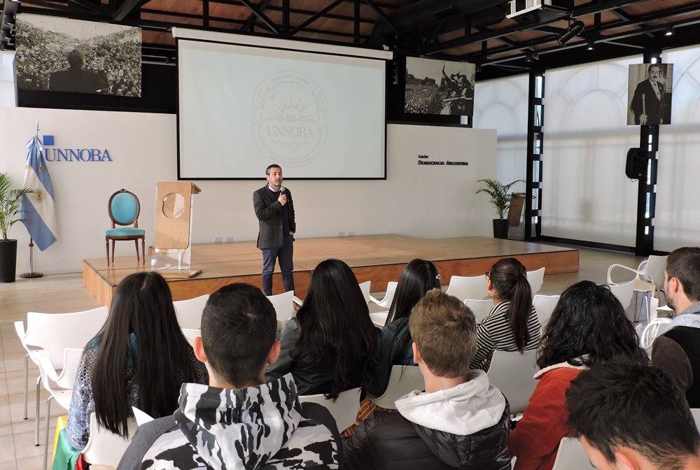 La Unnoba dio la bienvenida a los estudiantes internacionales • Diario ...