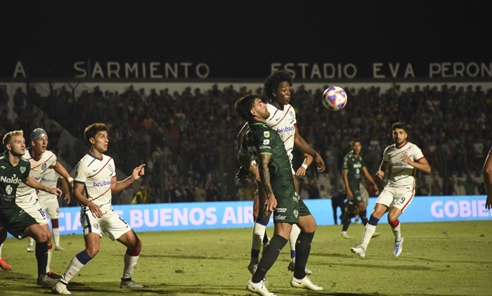 San Lorenzo le dio un nuevo golpe a Sarmiento