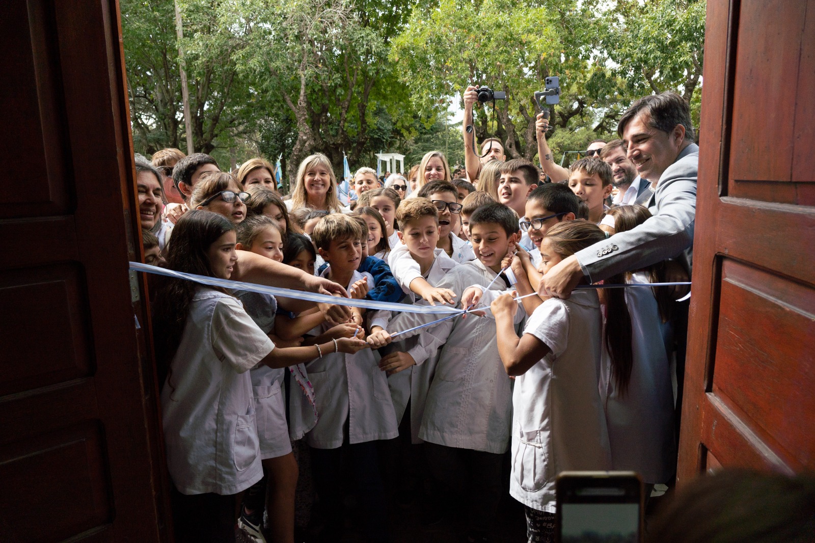 Reinauguración escuela Baigorrita