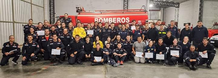 capacitación bomberos rojas