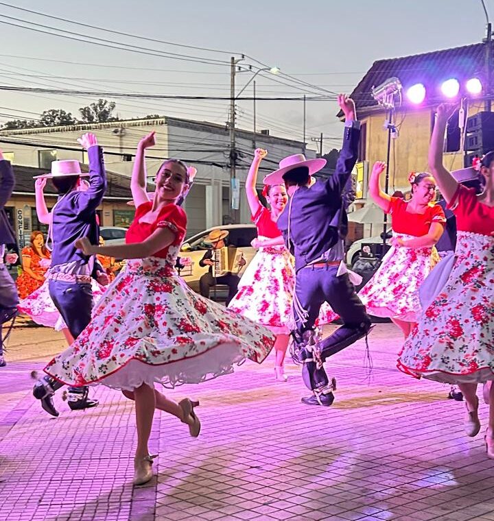 Ballet Folklórico Estampa Maulina culmina proyecto con fondos FNDR 8% Cultura 2024