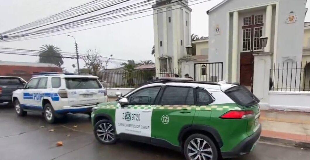 Sacerdote apuñalado en asalto a parroquia en Talca