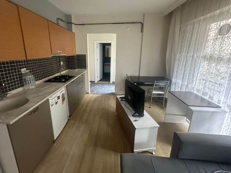 Sakarya Üniversitesi'nin Yanında 1+1 Ful Eşyalı Daire