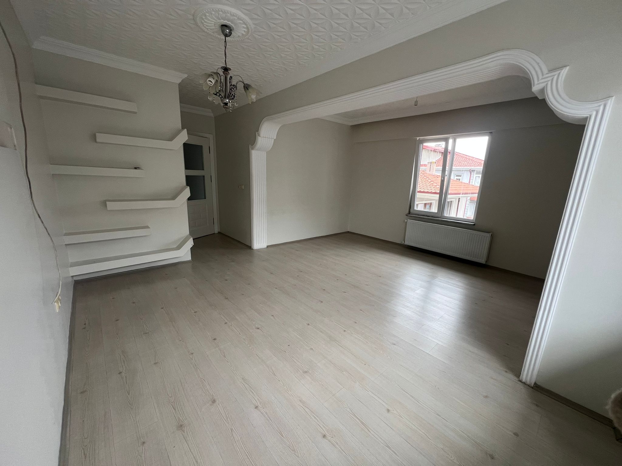 Erenler Küpçüler'de 3+1 Çift Balkonlu Kiralık Daire