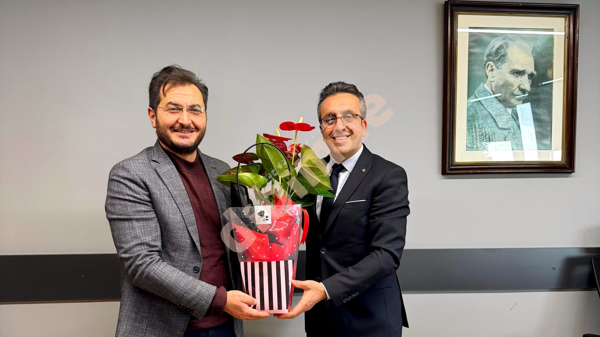 Dursun Murat Ak'tan Ahmet Mustafa Yelden'e Ankara'da hayırlı olsun ziyareti