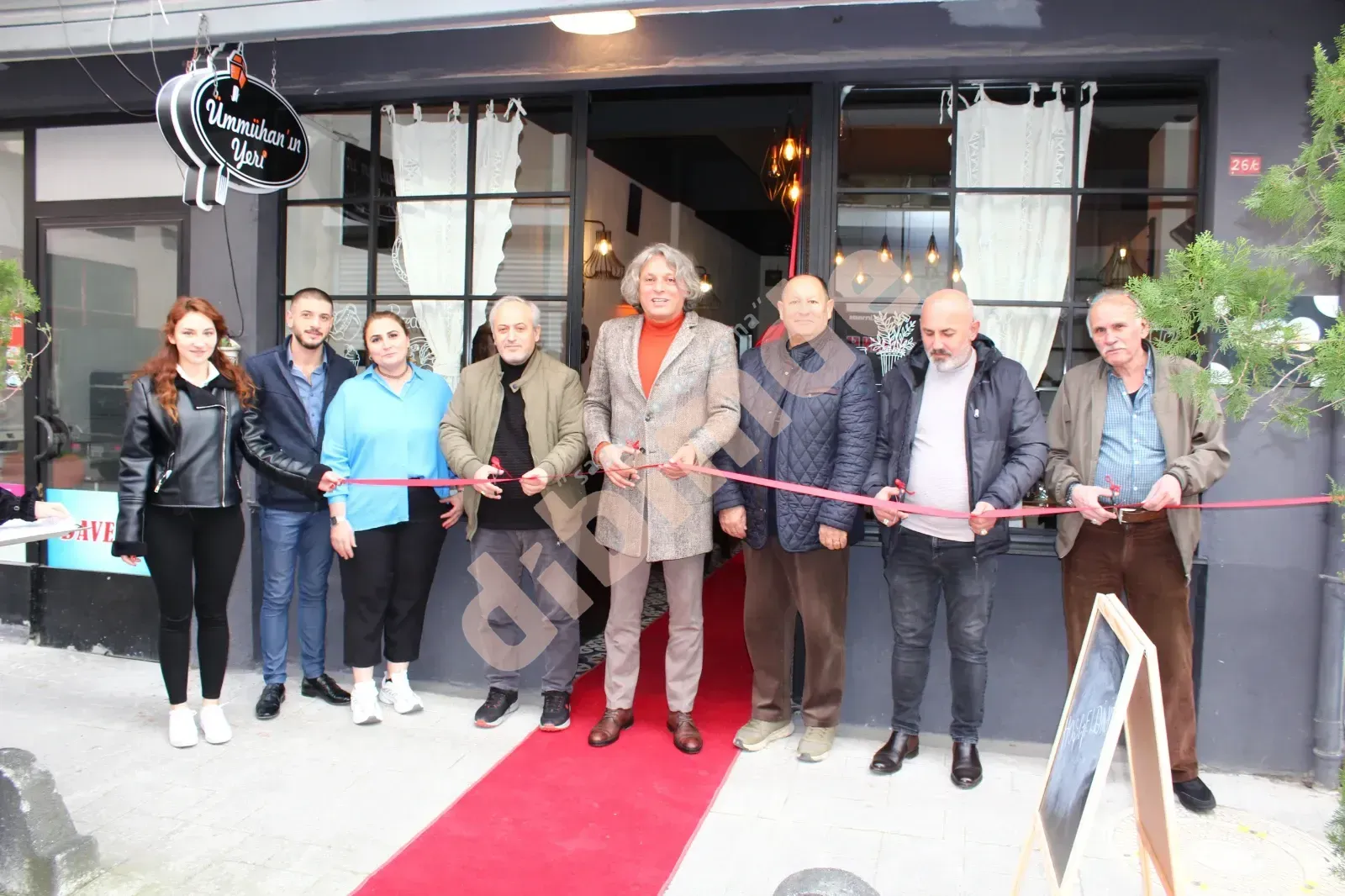 Adapazarı'na yeni bir lezzet durağı: Ümmühan'ın Yeri ikinci şubesiyle hizmete girdi