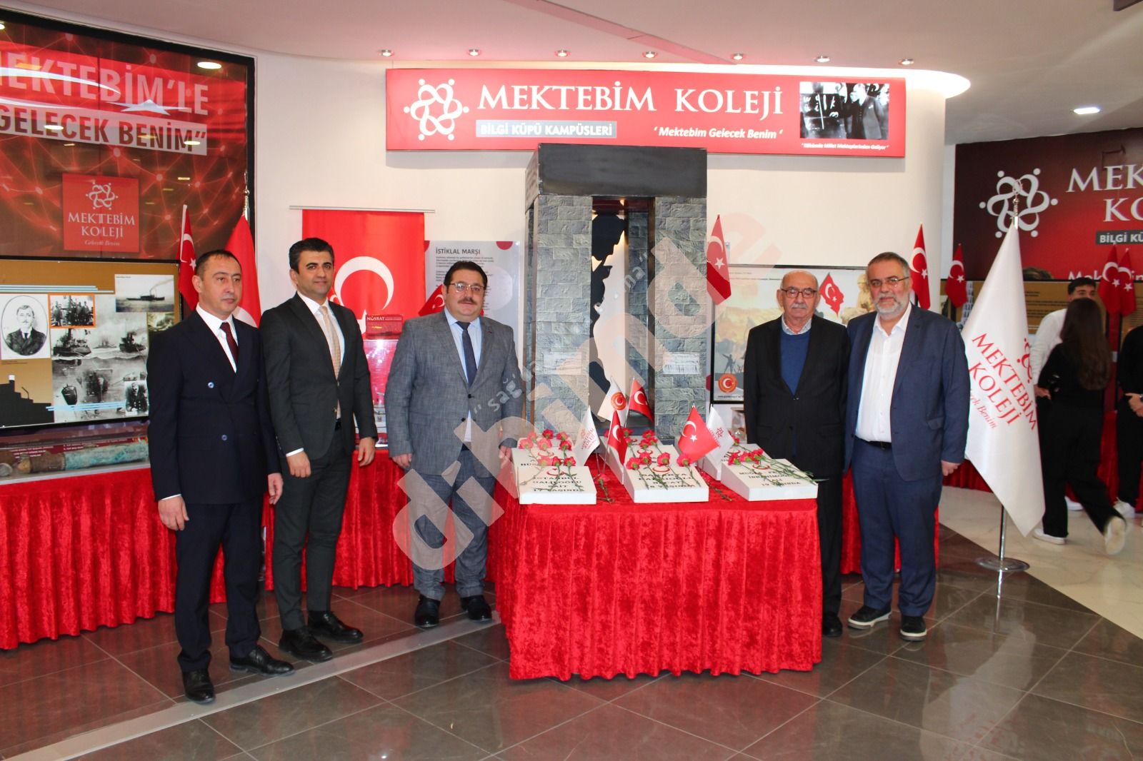 Çanakkale ruhu Sakarya'da canlandı; Mektebim Koleji'nden anlamlı ve örnek sergi