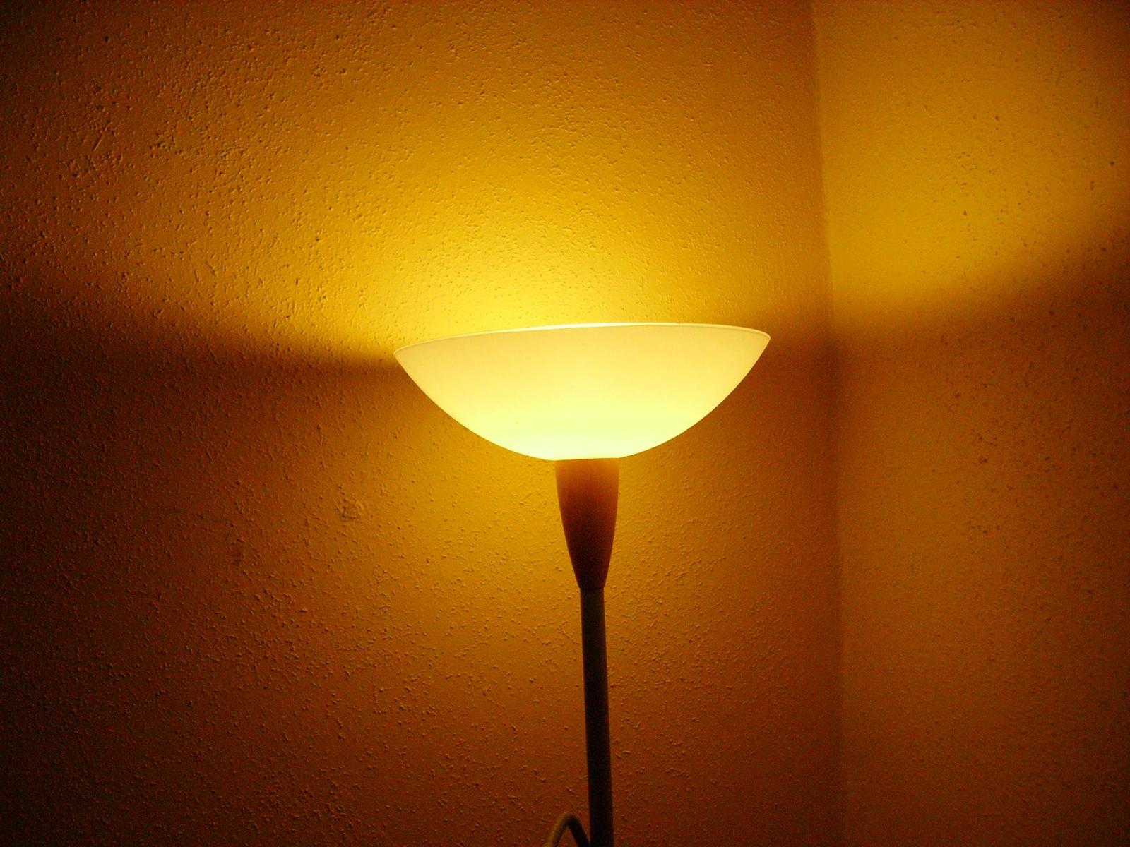 Premier 4345: nenápadný automat