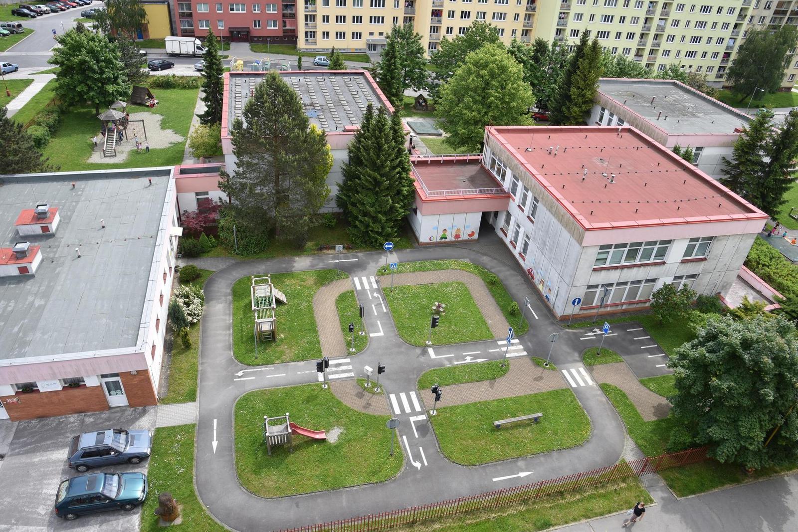 Tamron 16-300mm f/3.5-6.3 Di II VC PZD Macro