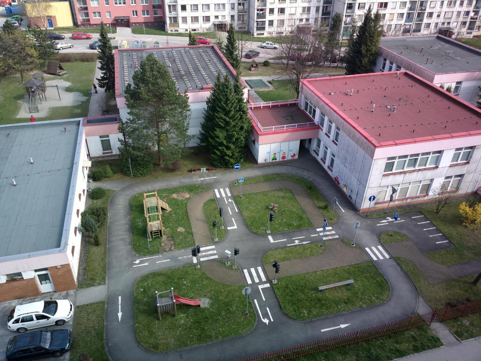 Levné hračky z eBay: předsádky pro smartphone