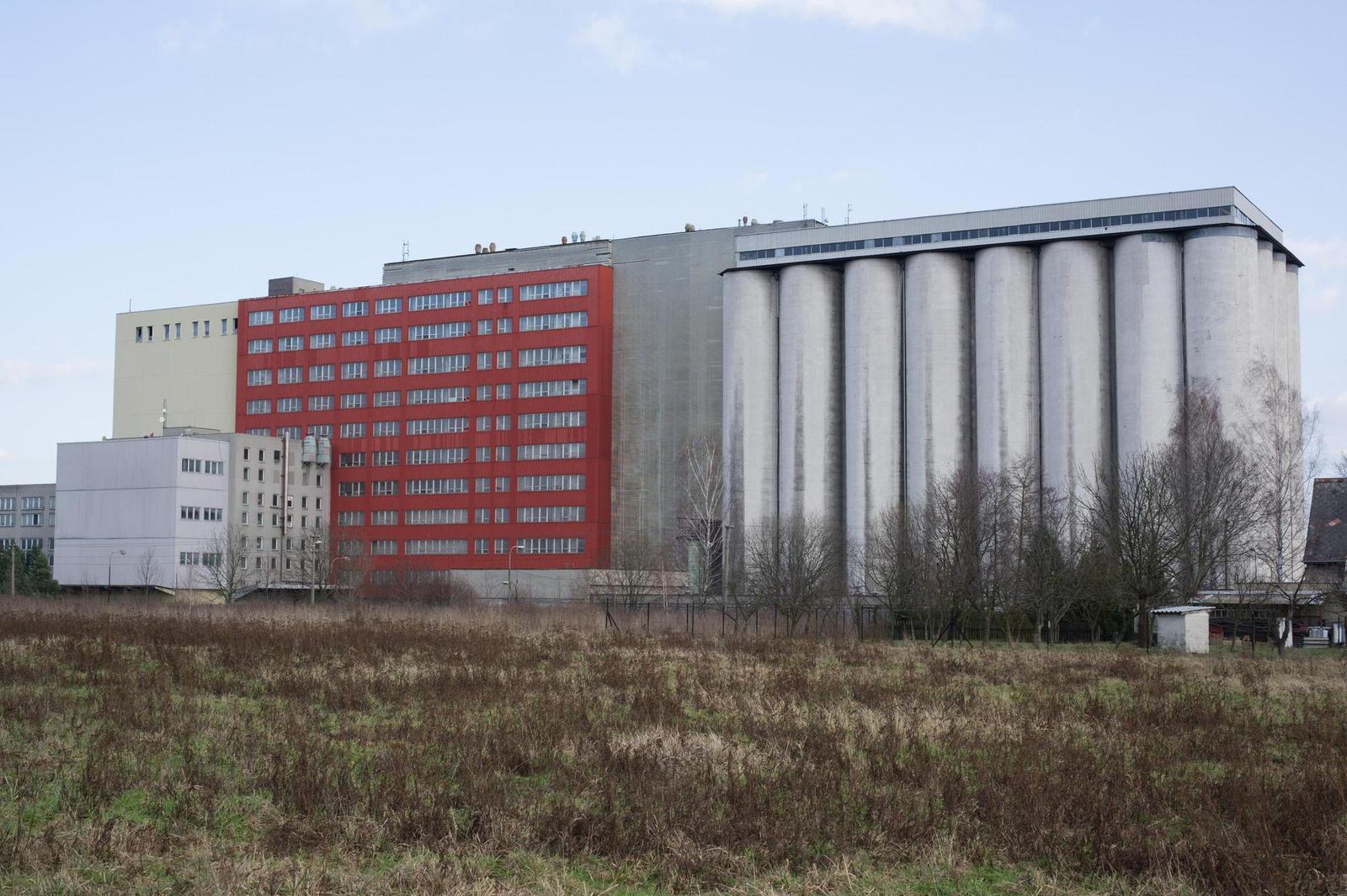 Srovnání po 6 letech, APS Samsung 14,6 MPx vs 28 MPx