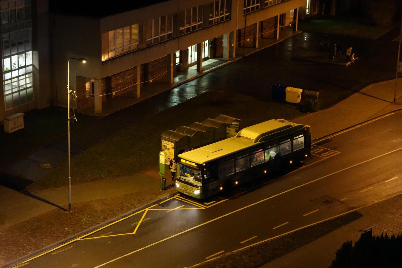 Canon PowerShot G9 X vs Sony Cyber-shot RX100